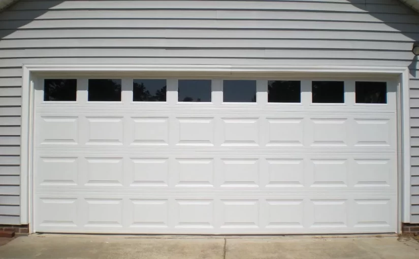 Hiring-a-Garage-Door-Repair-Tech